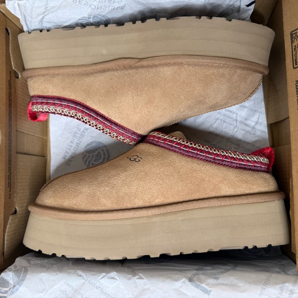 *NEW* UGG Women's Tazz II Chestnut Platform Mules - Picture 13 of 15